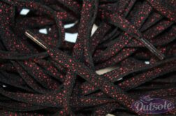 Nike Black Red Speckled laces by Outsole 252x167 - Speckled veters - Zwart Rood