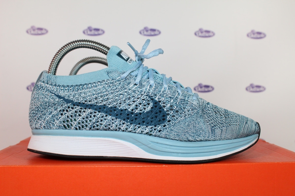 Ahora Fonética Bendecir Nike Flyknit Racer White Legion Blue • ✓ In stock at Outsole