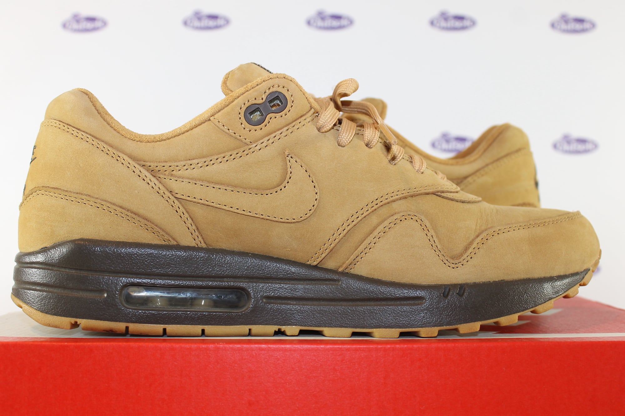Nike Max 1 Flax ✓ stock at Outsole