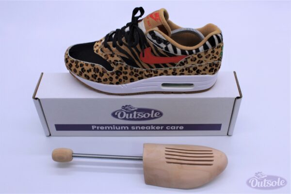 Premium Outsole Shoe Tree Wood 3 600x400 - Premium houten Outsole schoenspanner