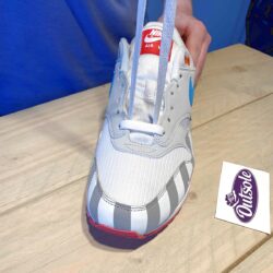 Lacing tutorial veter instructie veteren veters laces Nike Air Max 1 Stap 4 250x250 - How to lace up up your Nike Air Max 1 sneakers?