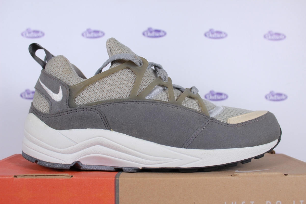 Verklaring Afkorten levering aan huis Nike Air Huarache Light Graphite Neutral Grey • ✓ In stock at Outsole
