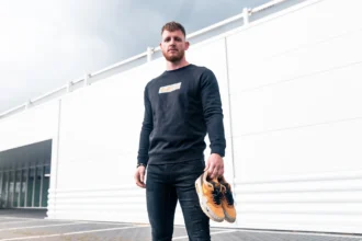 Outsole Premium Box Logo Sweater Atmos Safari 3
