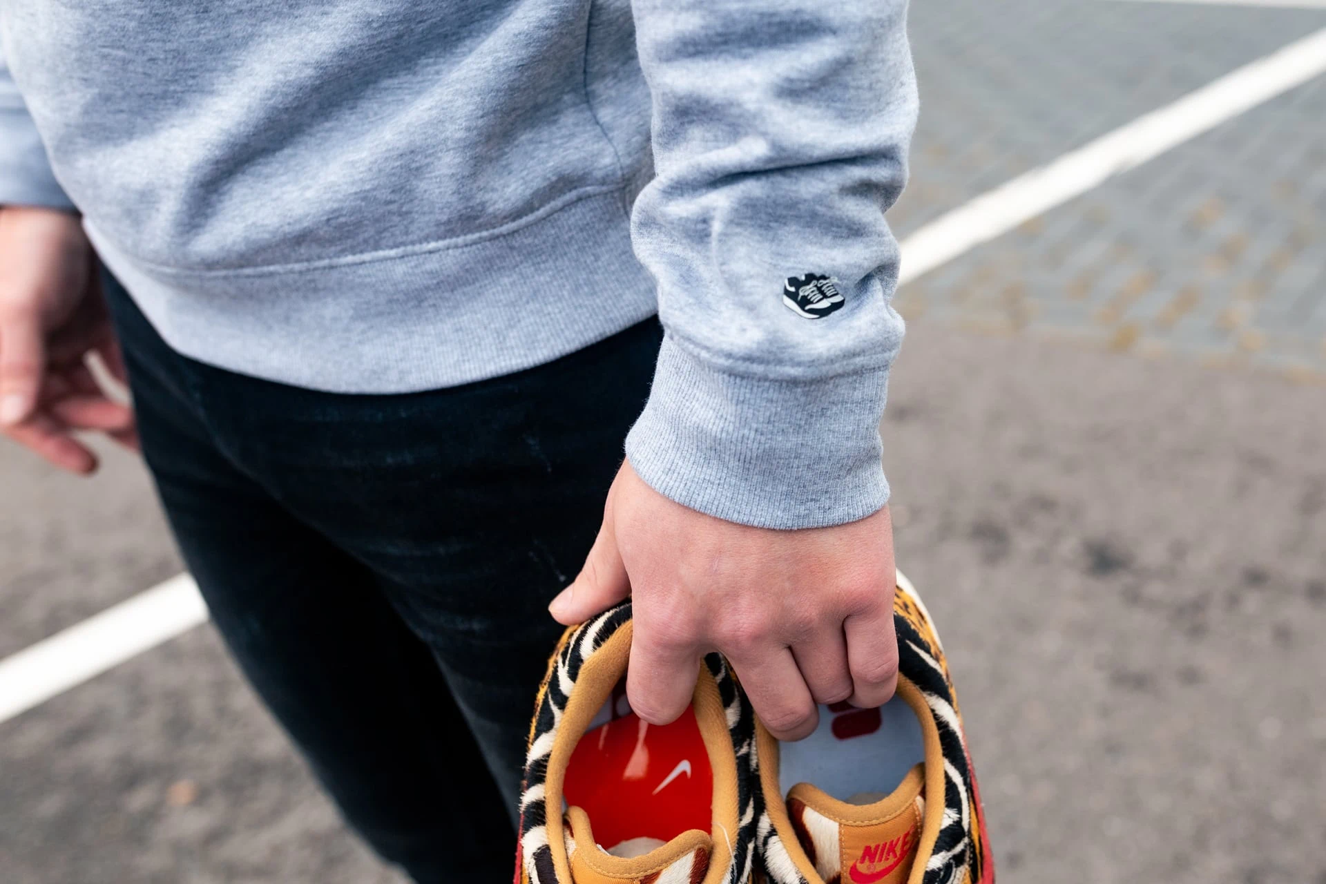 Outsole Premium Box Logo Sweater Supreme Animal Pack 4
