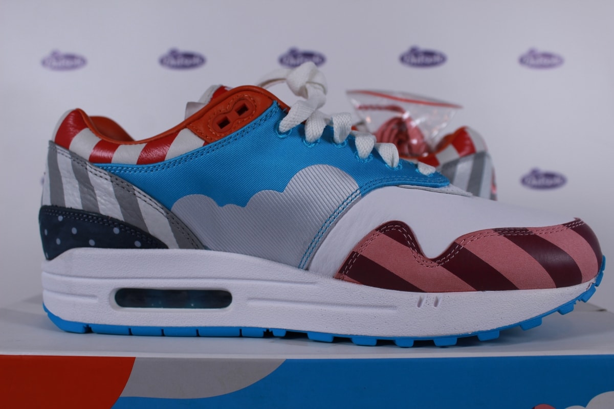 Nike Max 1 Parra SAMPLE • ✓ In stock at Outsole