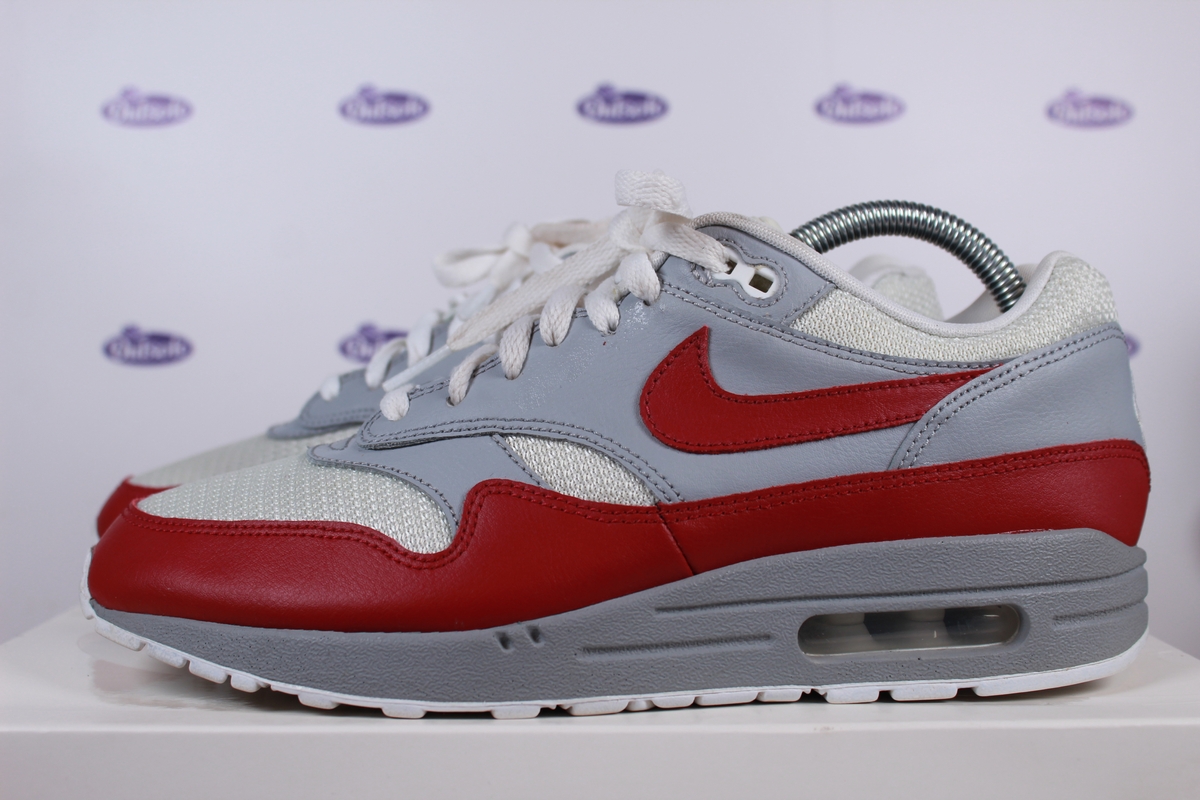 Observación creciendo tráfico Nike Air Max 1 ID OG Red Grey • ✓ In stock at Outsole