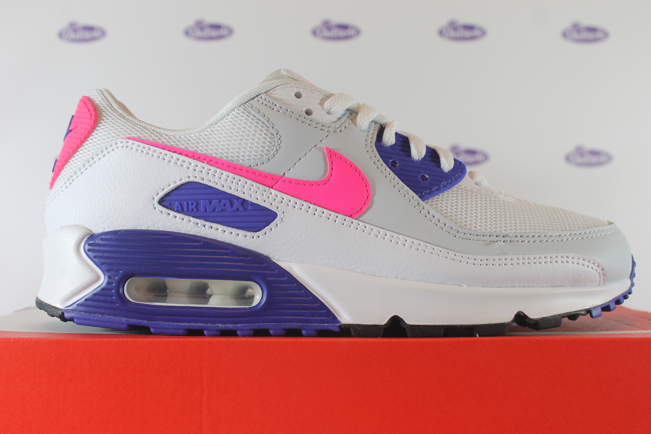Preek afwijzing Scheermes Nike Air Max 90 Hyper Pink • ✓ In stock at Outsole