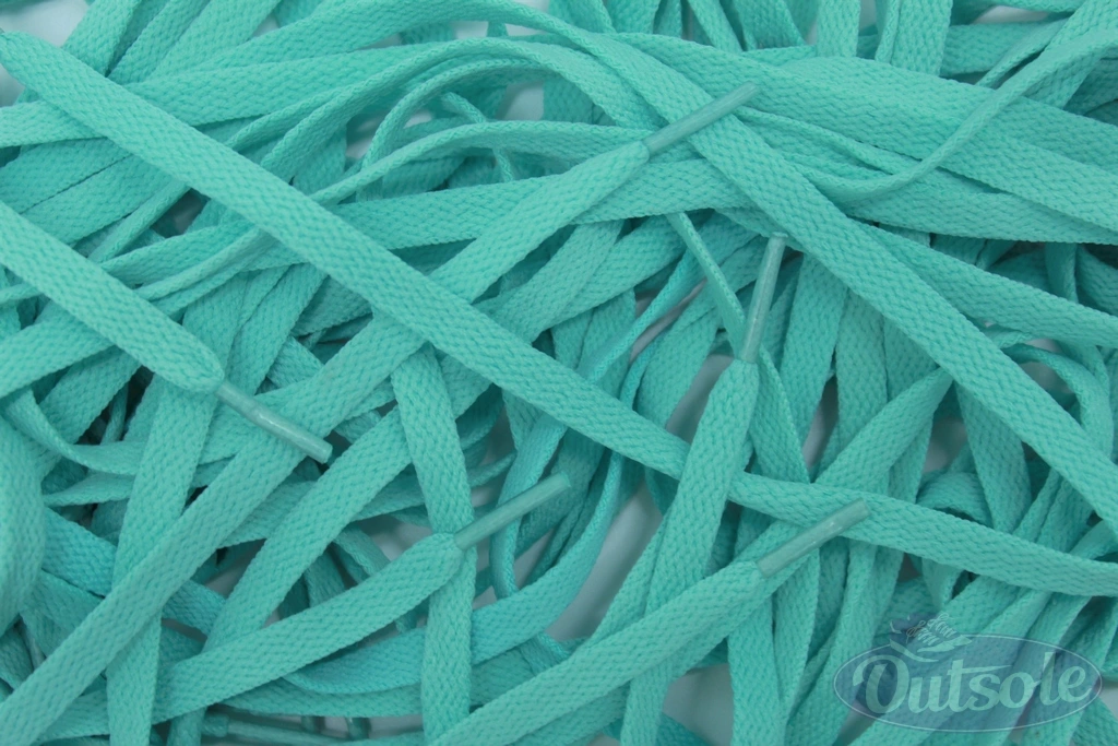 New Balance laces Baby Blue flat
