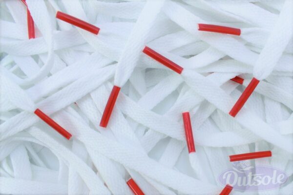 White Nike laces Red colored tips Witte veters