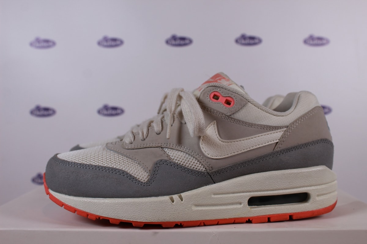 Nike Air Max 1 Pigeon • stock at Outsole