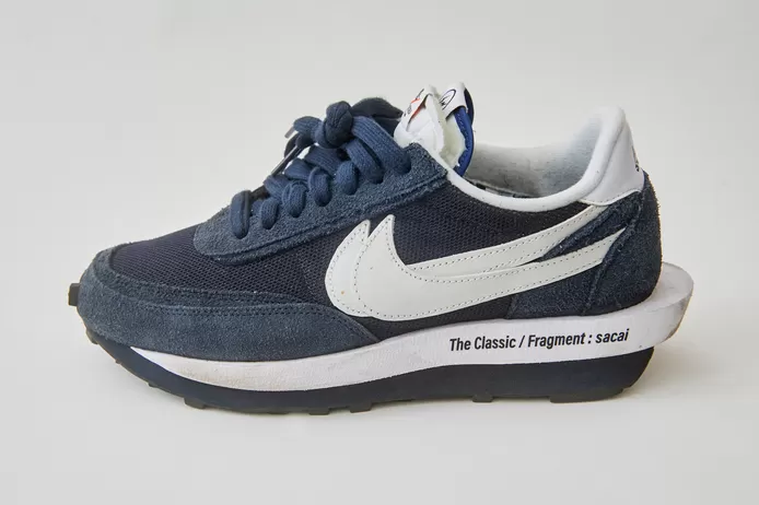 Nike swoosh