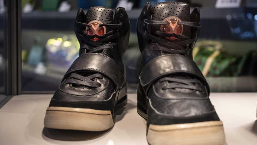 unieke nike yeezy geveild outsole 2 miljoen - Beleggen in sneakers van 2 miljoen