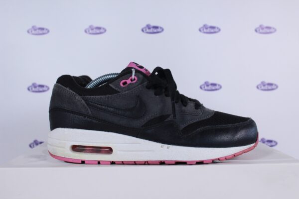 Nike Air Max 1 Black Pink 375 1