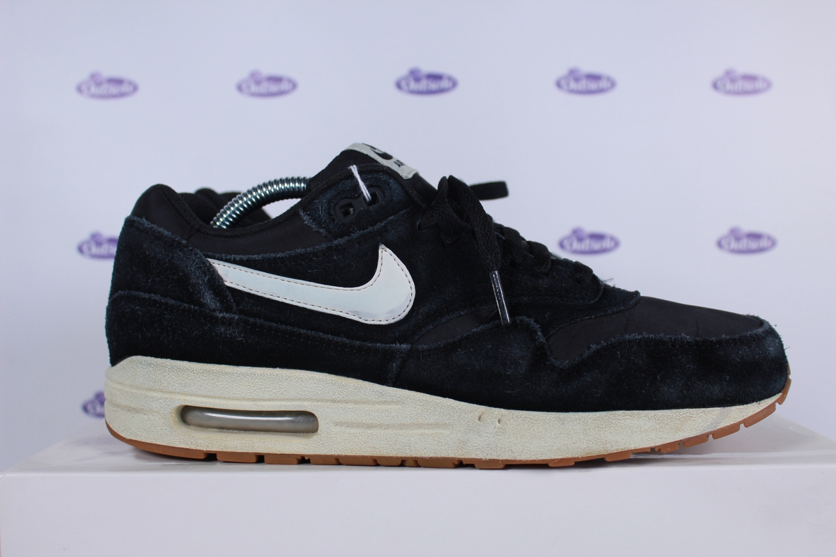 Nike Air Max 1 Essential Black ✓ In stock at Outsole