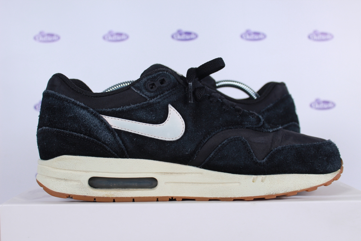 Nike Air Max Essential Black • In stock at Outsole