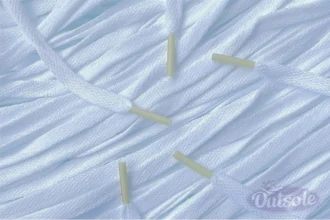 Colored Tips veters laces white wit Sail