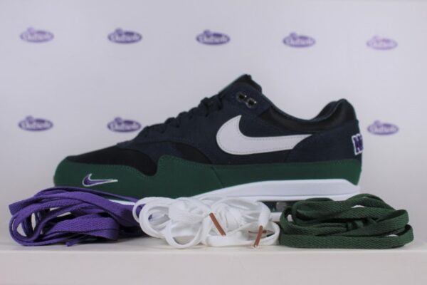 LACE PACK Nike Air Max 1 QS Obsidian Midnight Navy Gorge Green Outsole Nike laces 1