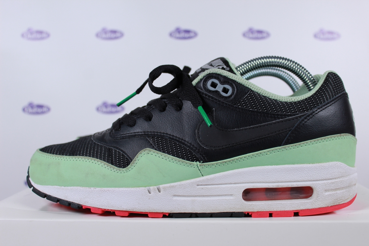 Nike Air Max 1 FB Yeezy ✓ In stock at Outsole