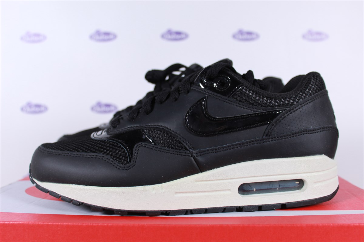Nike Air Max 1 Black White • ✓ In stock at Outsole