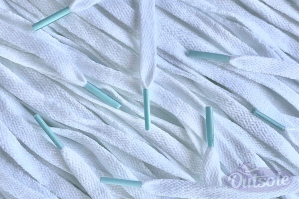 Colored Tips laces veters white wit ice blue ijsblauw Nike