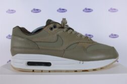 Nike Air Max Cut Out Olive ()