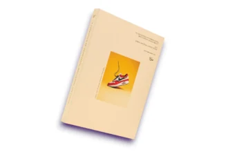 VIJZ Coffe Table Air Max 1 Book